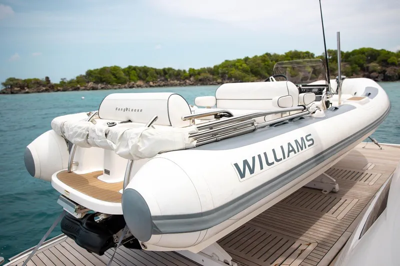 Slide: The Image of PRINCESS YACHTS X95 2021 - 107