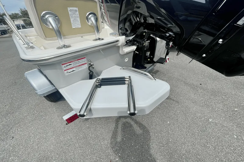 Slide: The Image of Boston Whaler 170 Montauk 2026 - 2