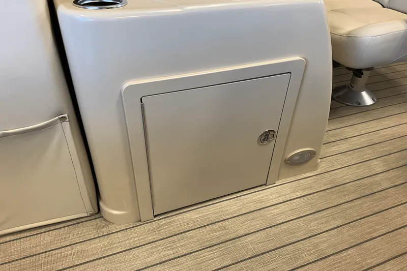 Slide: The Image of Sylvan 8520 CNF 2018 - 37