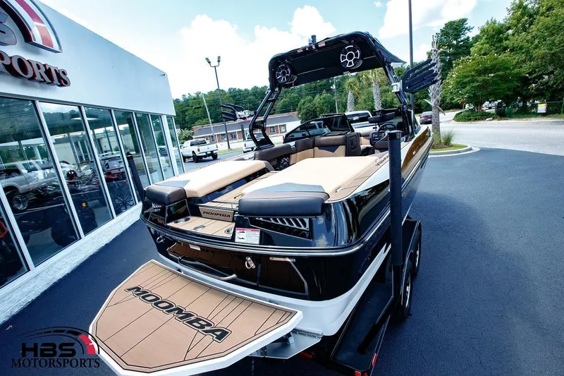 Slide: The Image of 2020 Moomba Kaiyen boat at HBS Motorsports dealership. - 4