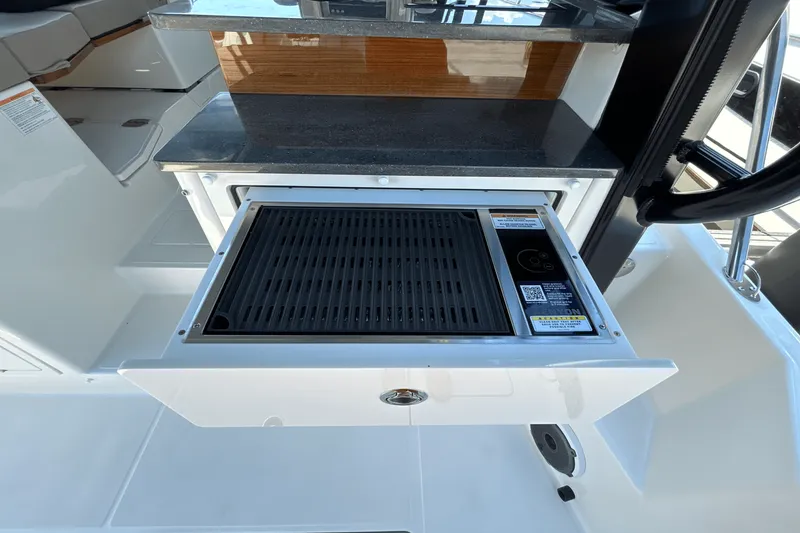 Slide: The Image of Boston Whaler 365 Conquest 2025 - 16