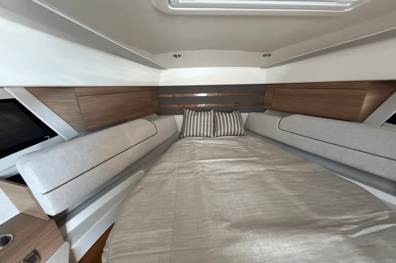 Slide: The Image of Boston Whaler 365 Conquest 2025 - 53