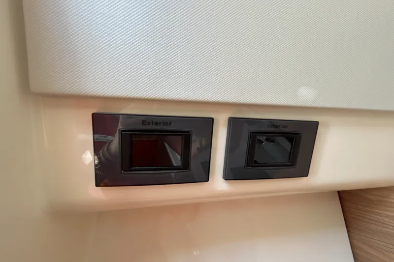 Slide: The Image of Boston Whaler 365 Conquest 2025 - 59