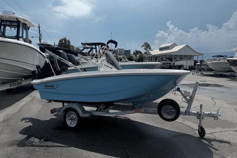 The Image of Boston Whaler 130 Super Sport 2026 - 0
