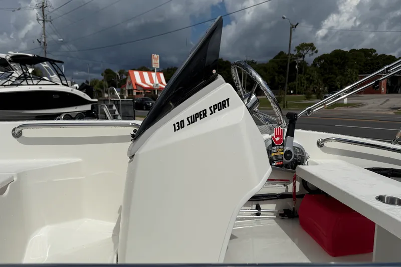 Slide: The Image of Boston Whaler 130 Super Sport 2026 - 7
