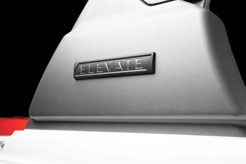 Slide: The Image of Four Winns H2 - FREEDOM 2026 - 14