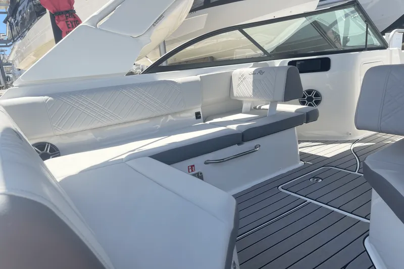 Slide: The Image of Sea Ray SDX 230 Outboard 2026 - 14