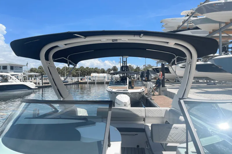 Slide: The Image of Sea Ray SDX 230 Outboard 2026 - 24