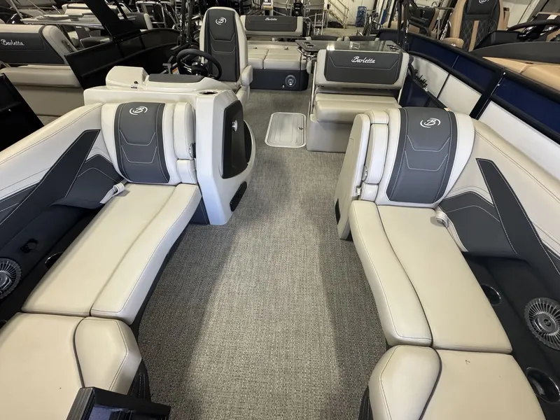 Slide: The Image of Barletta Cabrio 24 UE 2026 - 24