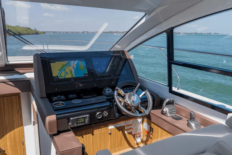 Slide: The Image of Cruisers 50 Cantius 2026 - 109