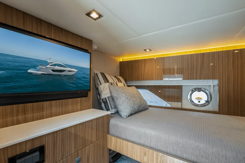 Slide: The Image of Cruisers 50 Cantius 2026 - 130