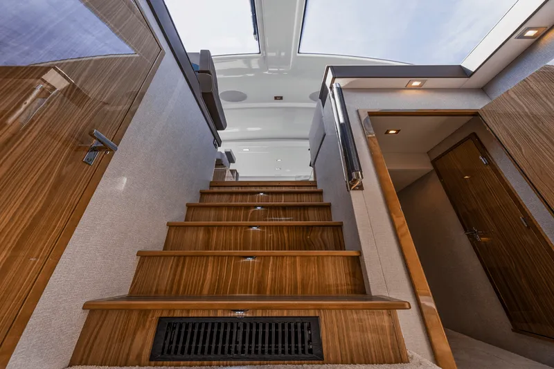 Slide: The Image of Cruisers 50 Cantius 2026 - 139