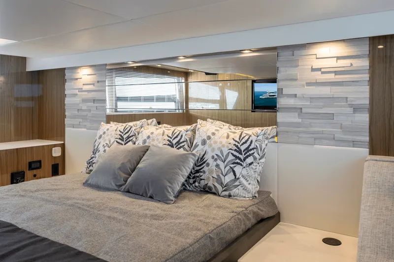 Slide: The Image of Cruisers 50 Cantius 2026 - 51