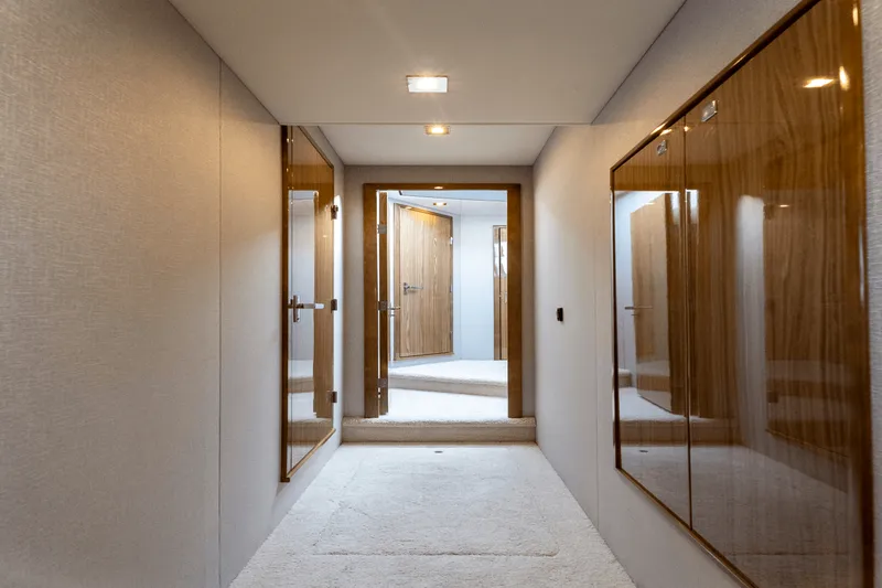 Slide: The Image of Cruisers 50 Cantius 2026 - 64