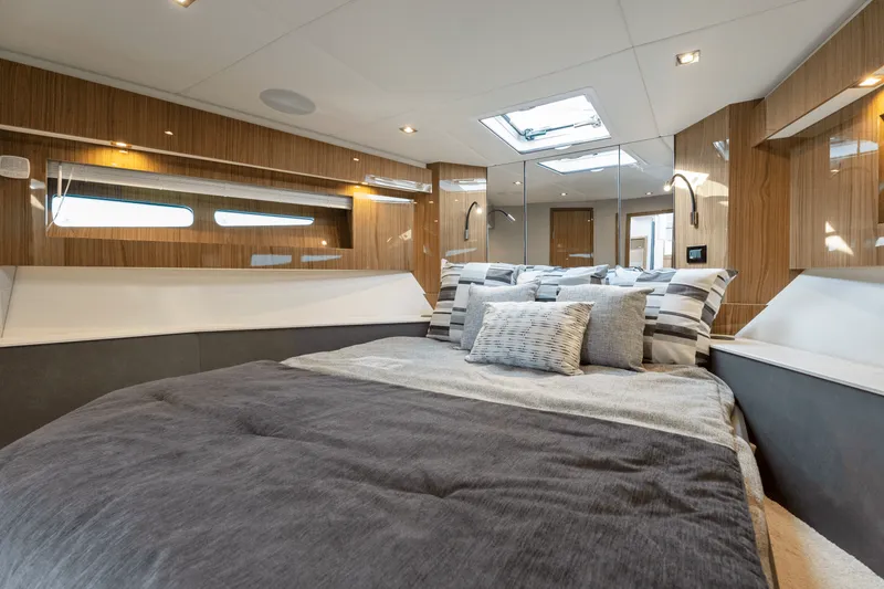 Slide: The Image of Cruisers 50 Cantius 2026 - 75