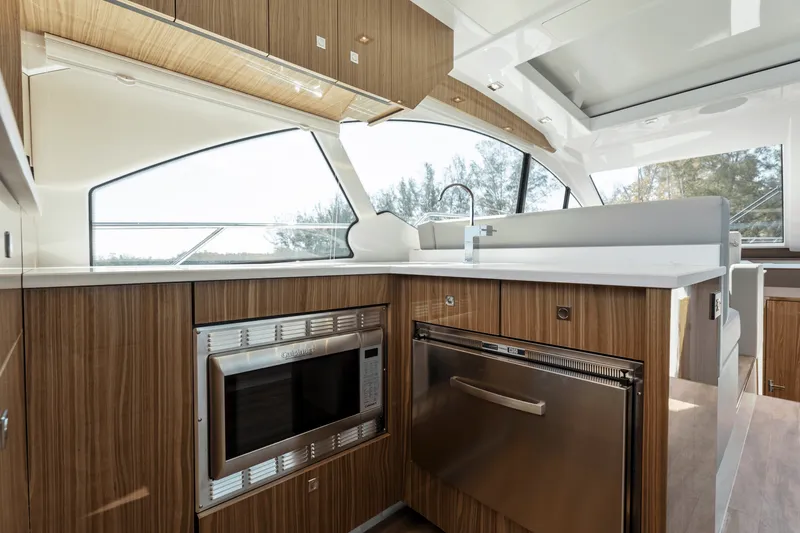 Slide: The Image of Cruisers 50 Cantius 2026 - 86