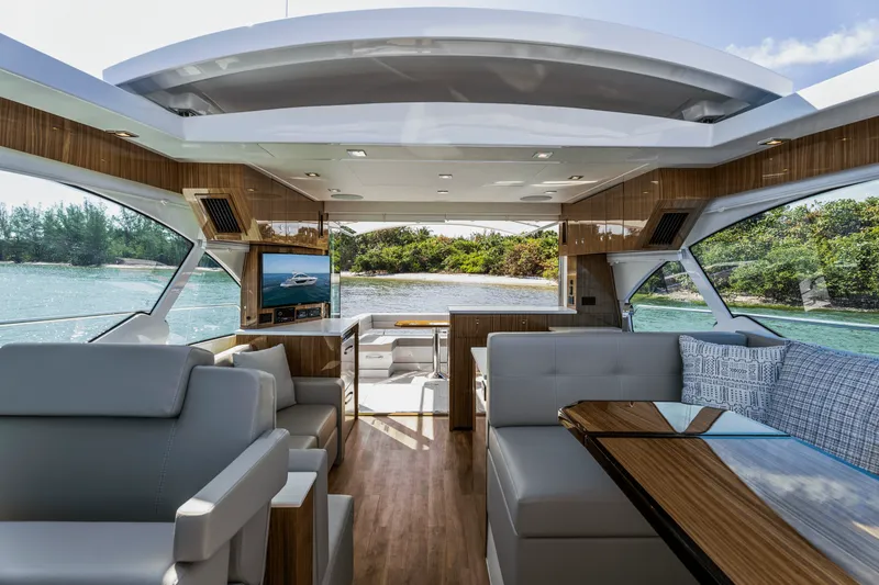 Slide: The Image of Cruisers 50 Cantius 2026 - 89