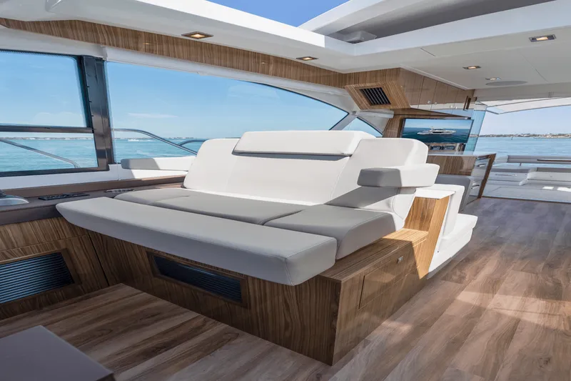 Slide: The Image of Cruisers Yachts 50 Cantius 2026 - 101