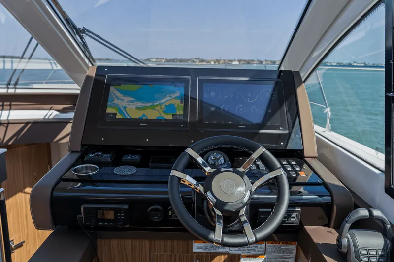 Slide: The Image of Cruisers Yachts 50 Cantius 2026 - 106