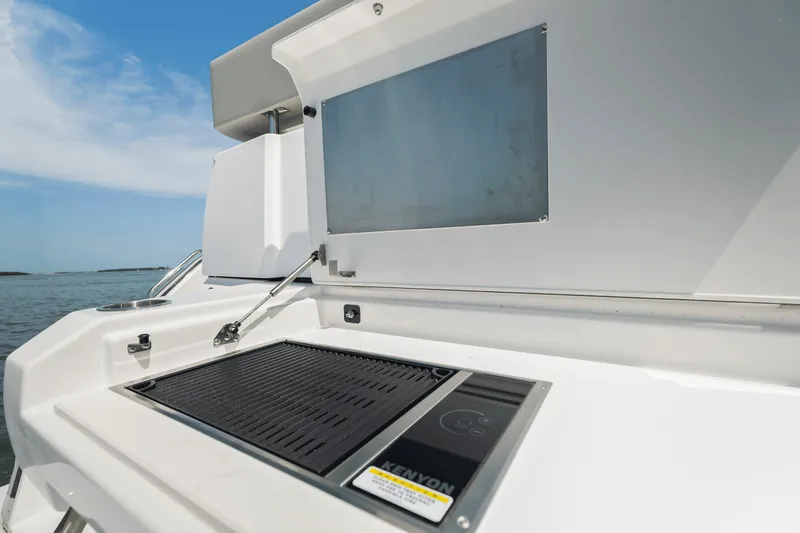 Slide: The Image of Cruisers Yachts 50 Cantius 2026 - 145