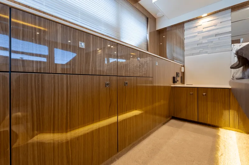 Slide: The Image of Cruisers Yachts 50 Cantius 2026 - 67