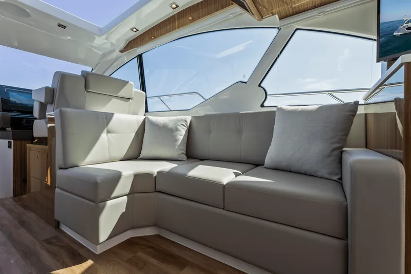 Slide: The Image of Cruisers Yachts 50 Cantius 2026 - 96