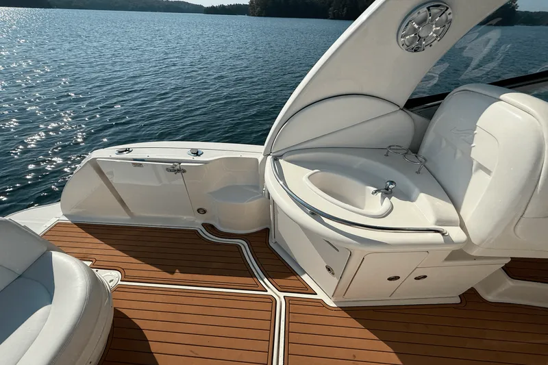 Slide: The Image of Sea Ray 340 Sundancer 2006 - 18