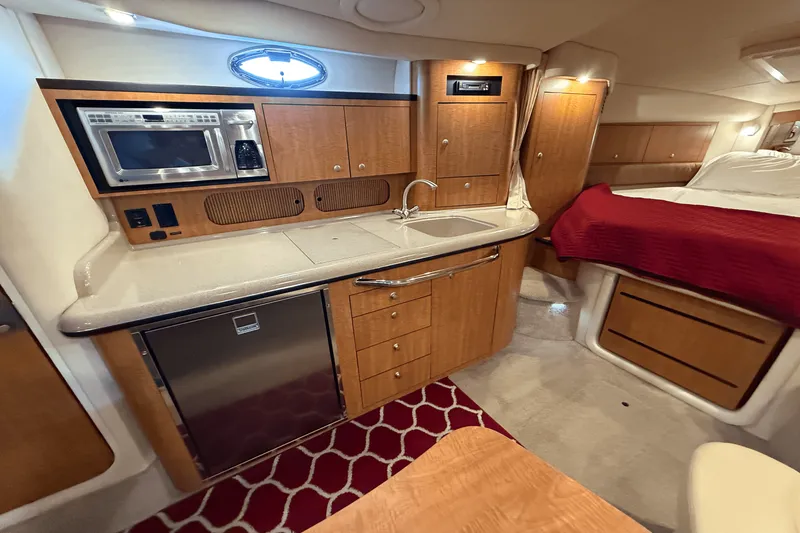 Slide: The Image of Sea Ray 340 Sundancer 2006 - 24