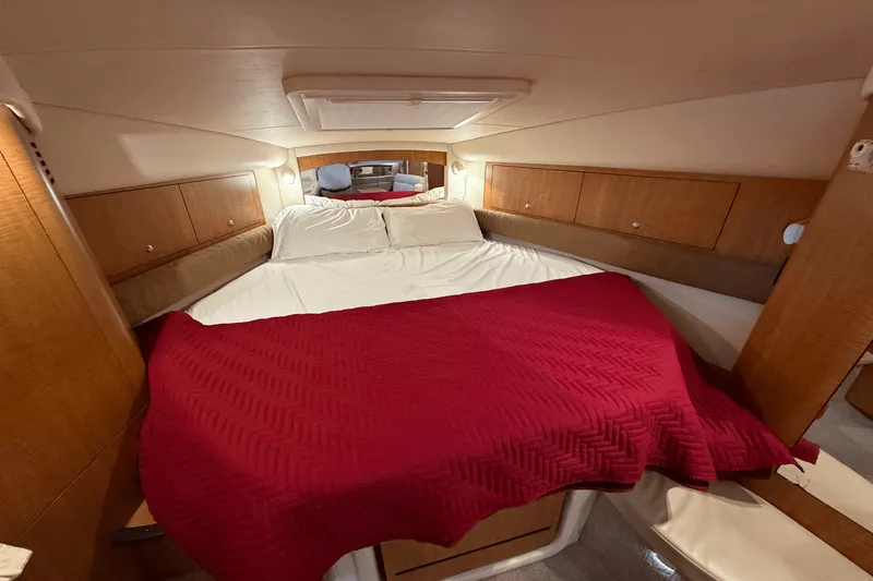 Slide: The Image of Sea Ray 340 Sundancer 2006 - 25