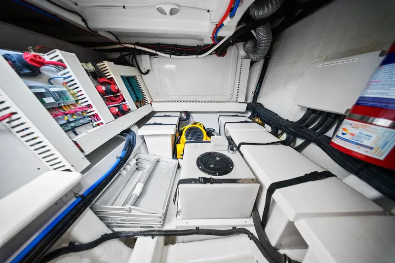 Slide: The Image of Mym/Mares 47 OUTBOARD EXPRESS CATAMARAN 2018 - 57