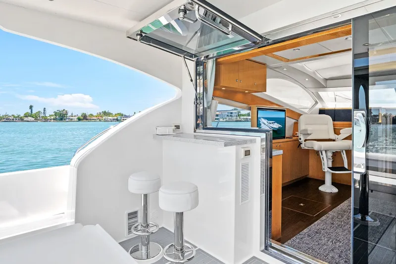 Slide: The Image of Mym/Mares 47 OUTBOARD EXPRESS CATAMARAN 2018 - 33
