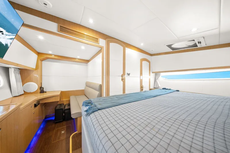 Slide: The Image of Mym/Mares 47 OUTBOARD EXPRESS CATAMARAN 2018 - 68