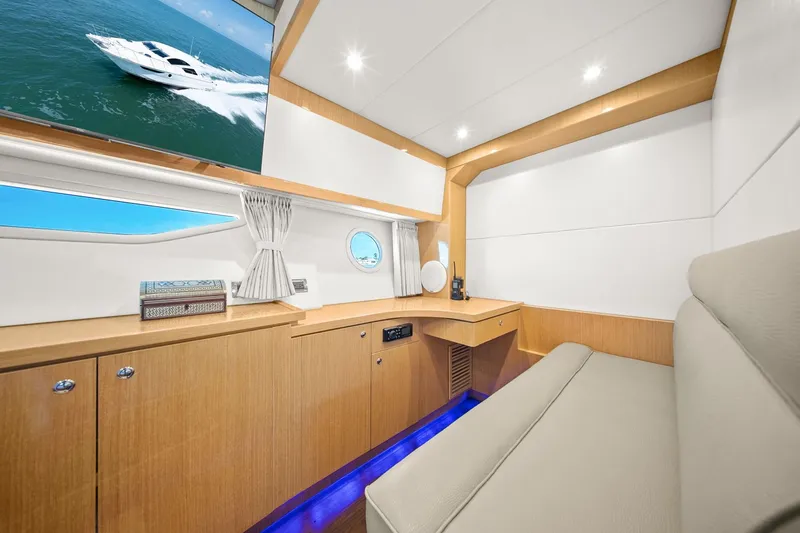 Slide: The Image of Mym/Mares 47 OUTBOARD EXPRESS CATAMARAN 2018 - 67