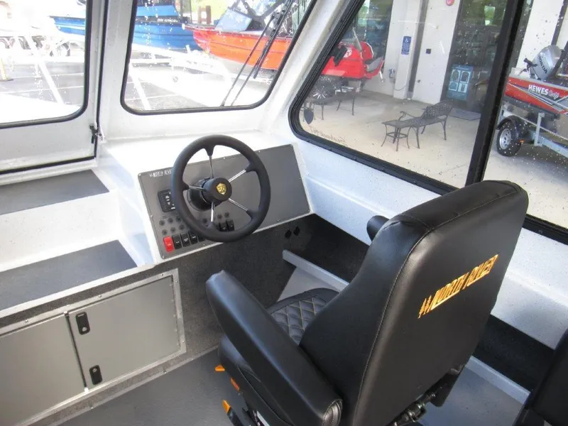 Slide: The Image of North River 25 Seahawk HT 2026 - 12