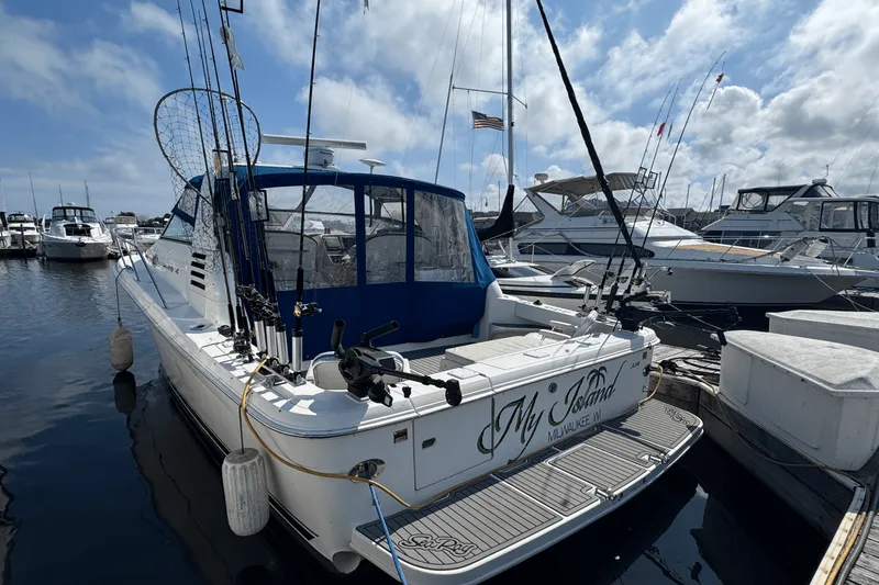 Slide: The Image of Sea Ray 330 EXPRESS CRUISER 1997 - 1