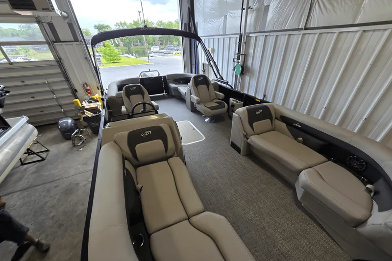 Slide: The Image of Barletta Aria 22 QC 2026 - 3