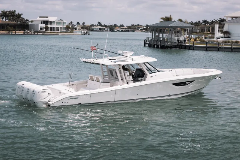 Slide: The Image of Pursuit 428 SPORT CONSOLE 2024 - 5