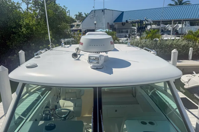 Slide: The Image of Boston Whaler 315 CONQUEST 2016 - 13