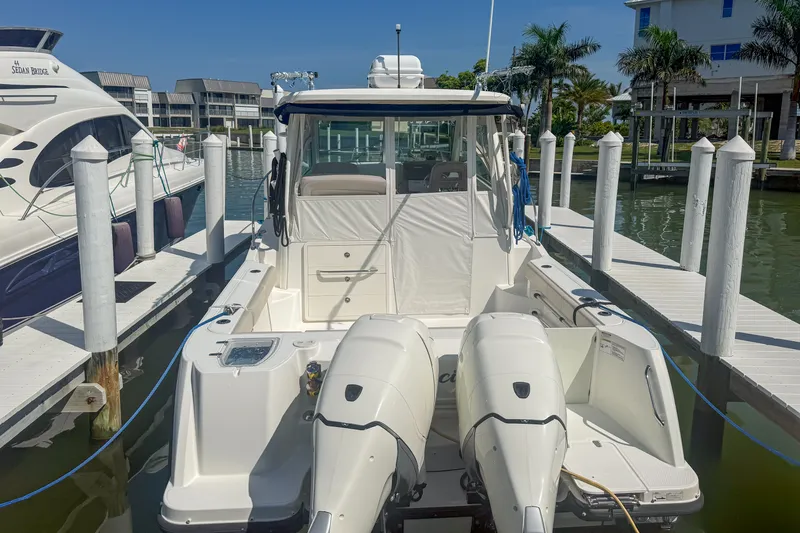 Slide: The Image of Boston Whaler 315 CONQUEST 2016 - 20