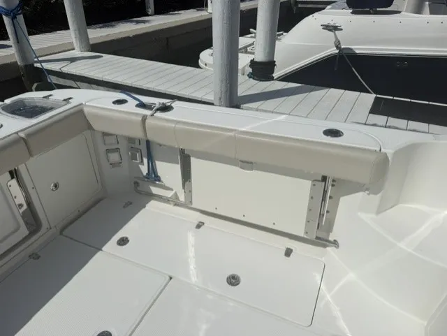 Slide: The Image of Boston Whaler 315 CONQUEST 2016 - 10