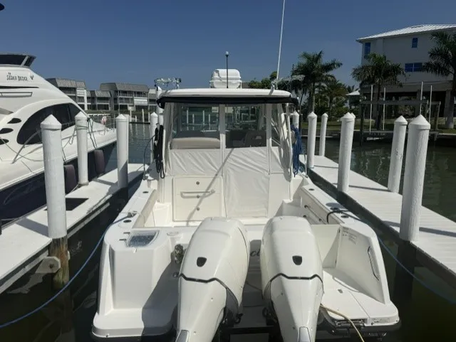 Slide: The Image of Boston Whaler 315 CONQUEST 2016 - 4