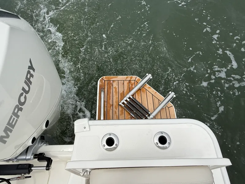 Slide: The Image of Boston Whaler 210 Montauk 2026 - 9