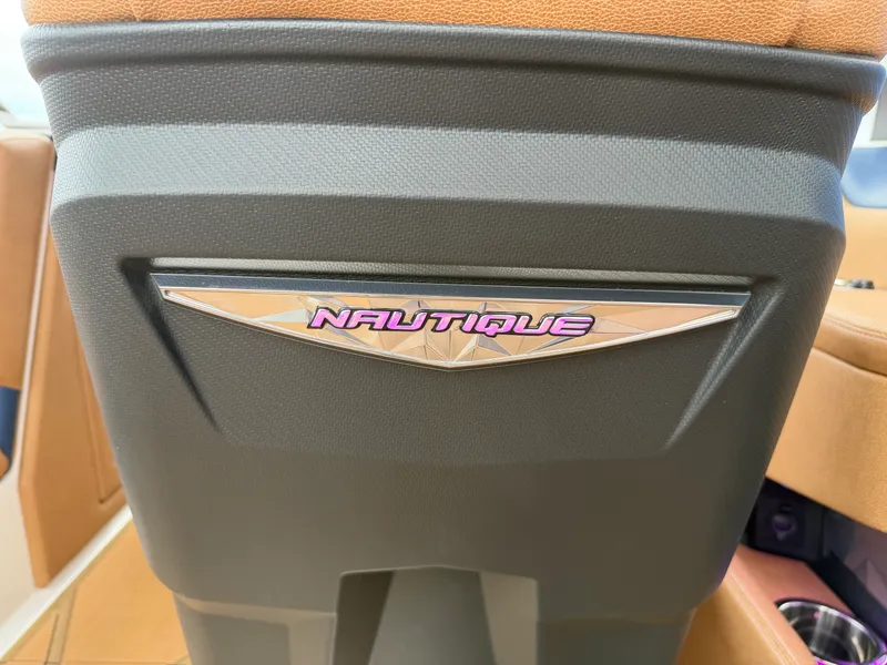 Slide: The Image of Nautique G25 Paragon 2026 - 28