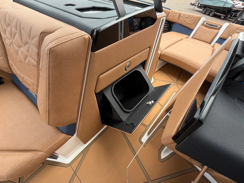 Slide: The Image of Nautique G25 Paragon 2026 - 45