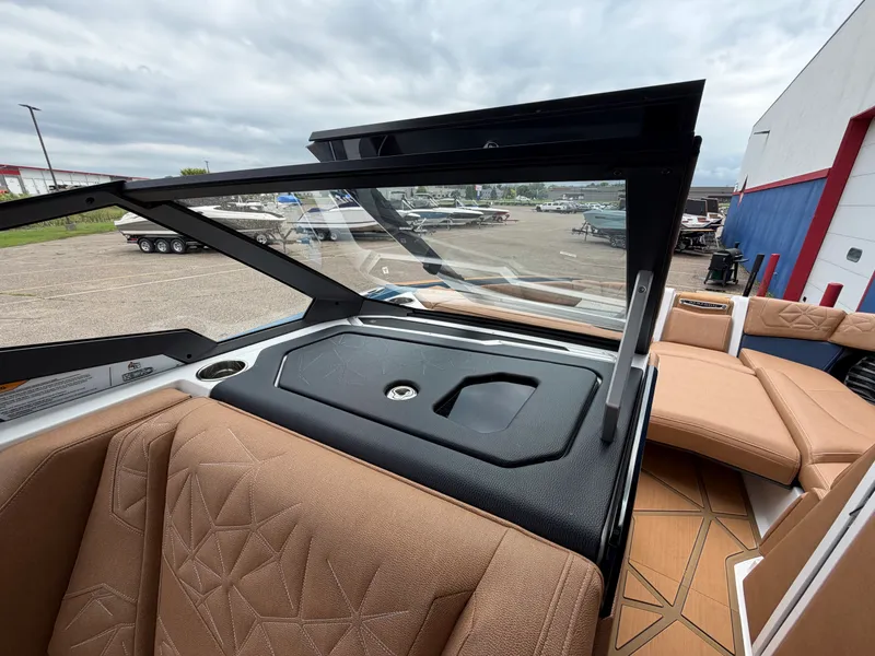 Slide: The Image of Nautique G25 Paragon 2026 - 40