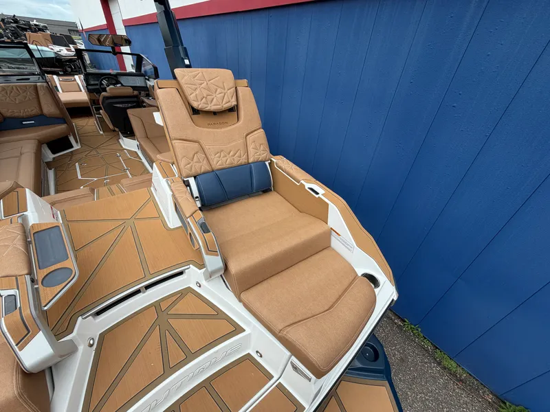 Slide: The Image of Nautique G25 Paragon 2026 - 12
