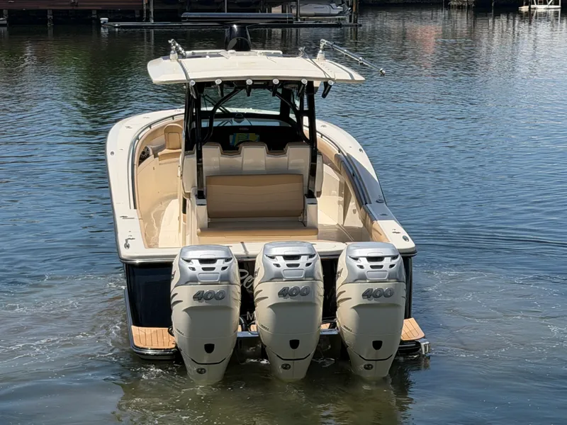 Slide: The Image of Scout 355 LXF 2023 - 3