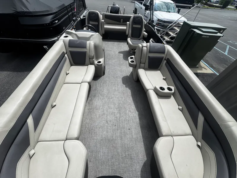 Slide: The Image of Barletta CABRIO 24 UC 2022 - 16