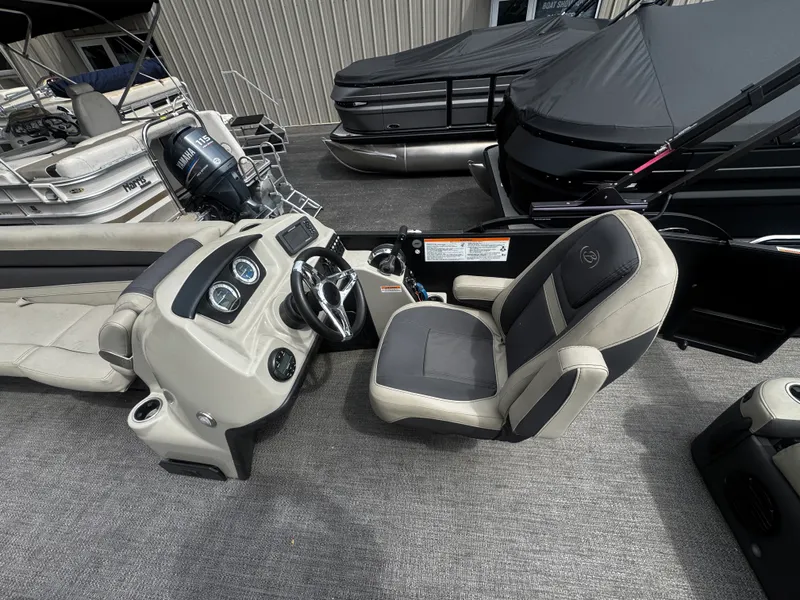 Slide: The Image of Barletta CABRIO 24 UC 2022 - 10