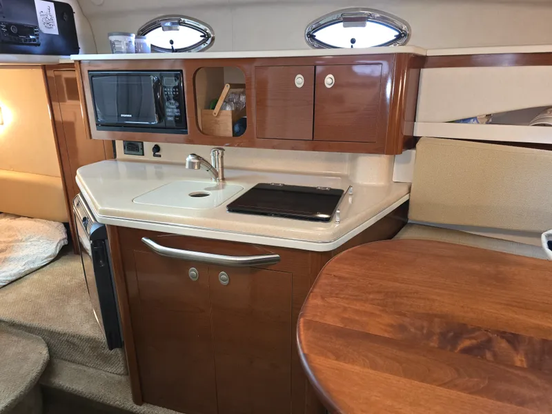 Slide: The Image of Sea Ray 260 SUNDANCER 2008 - 16